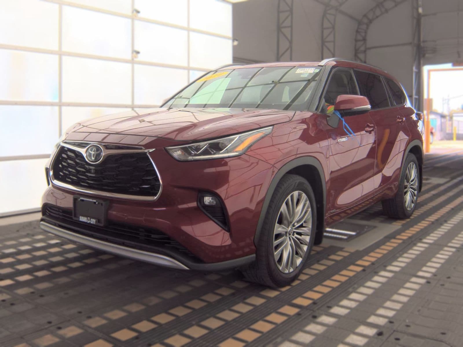 2020 TOYOTA HIGHLANDER HYBRID Platinum