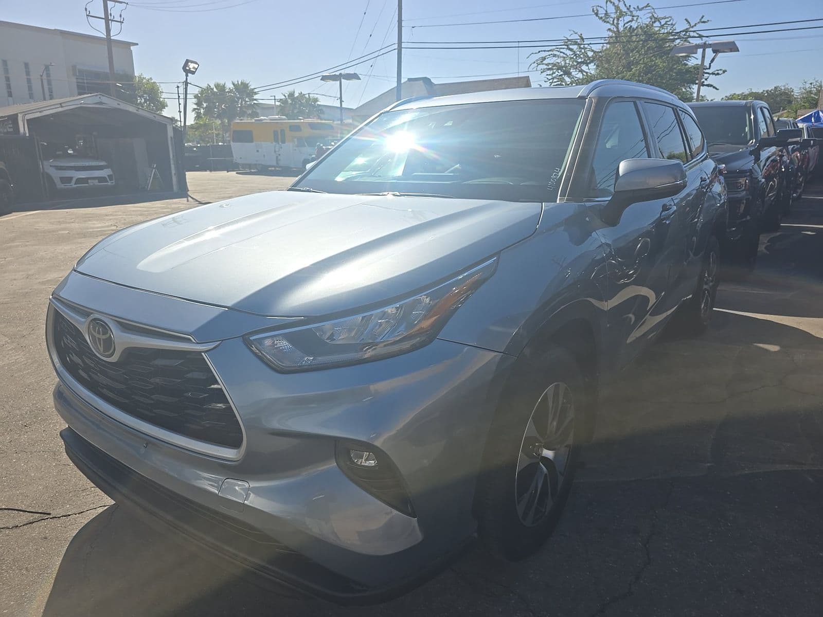 2020 TOYOTA HIGHLANDER XLE