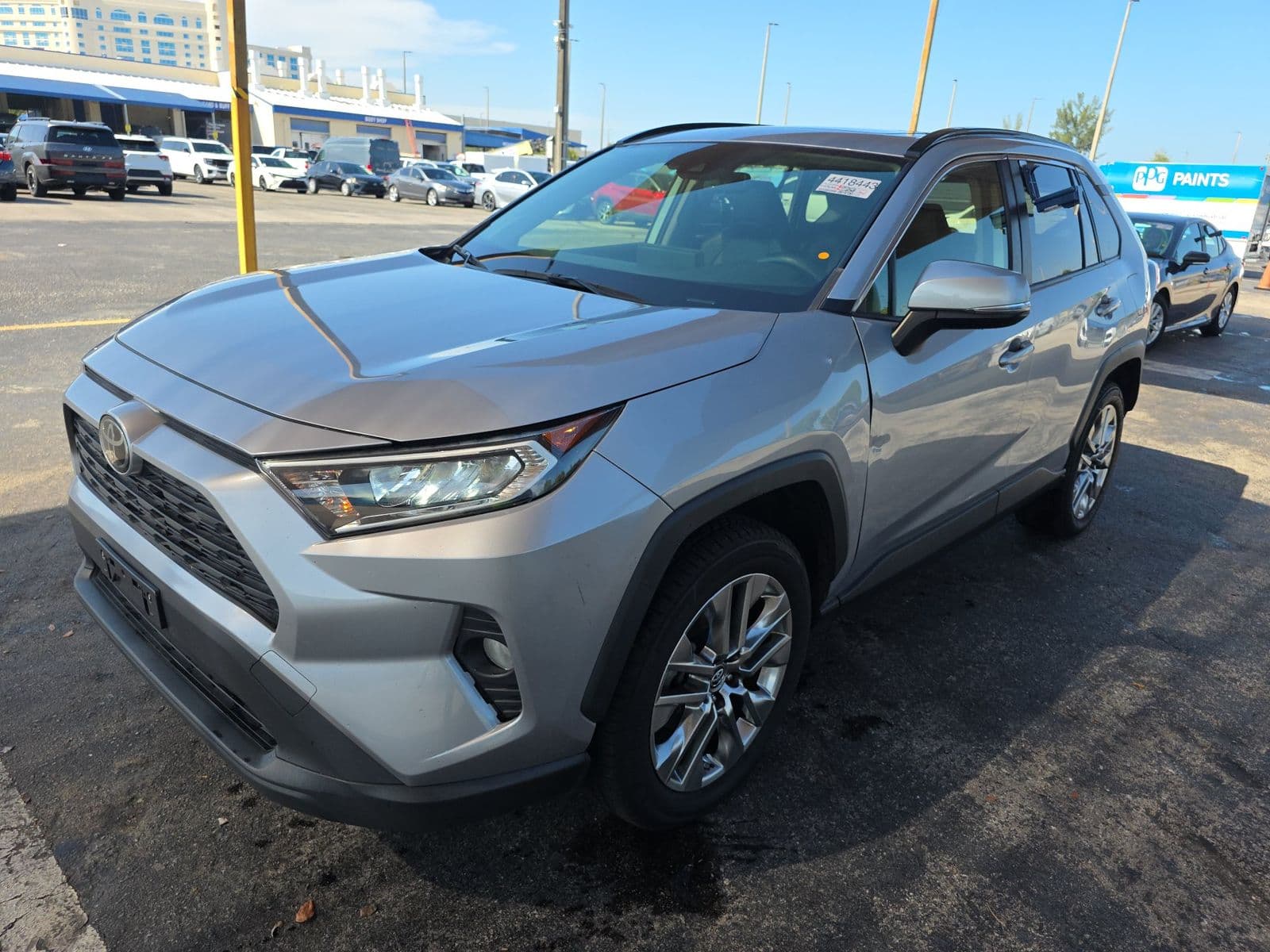 2019 TOYOTA RAV4 XLE Premium