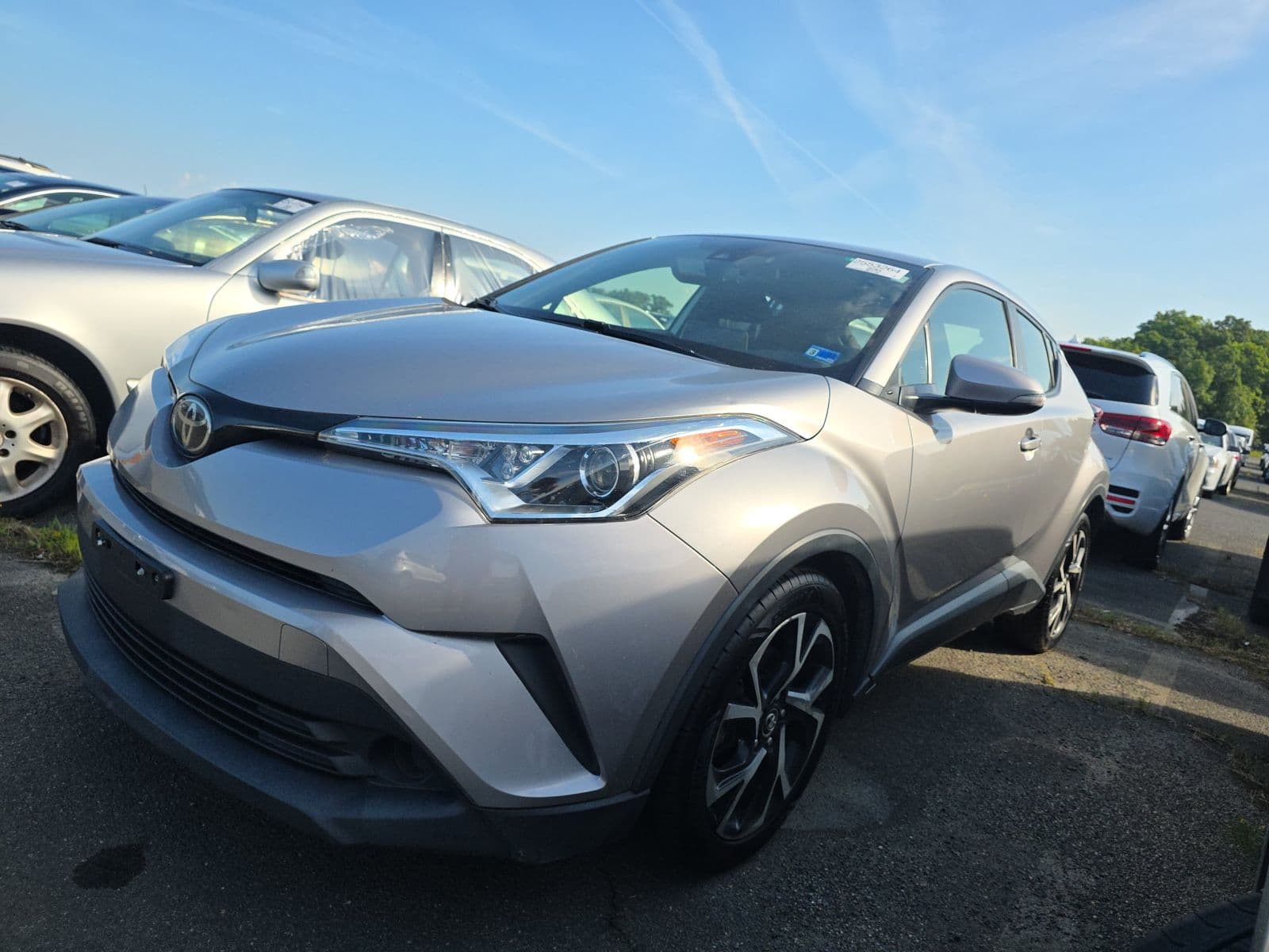 2019 TOYOTA C-HR XLE