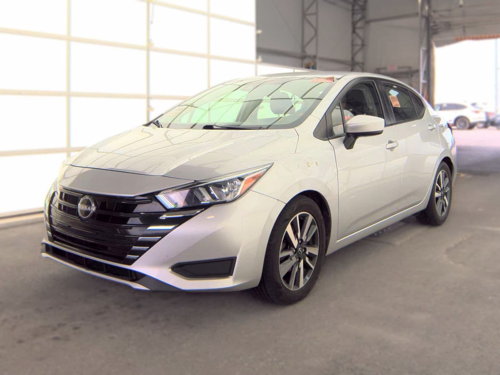2023 NISSAN VERSA SV