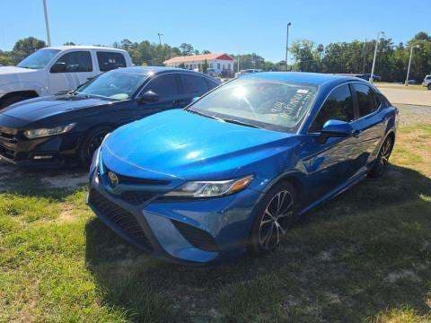 2019 TOYOTA CAMRY SE