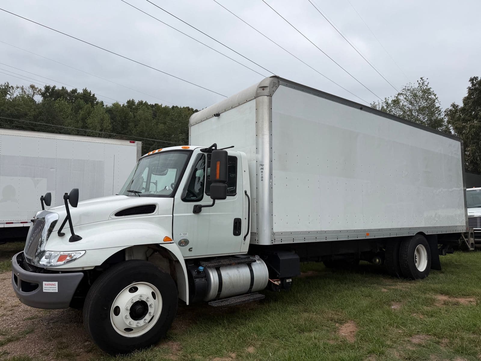2019 INTERNATIONAL 4000 4300 LP