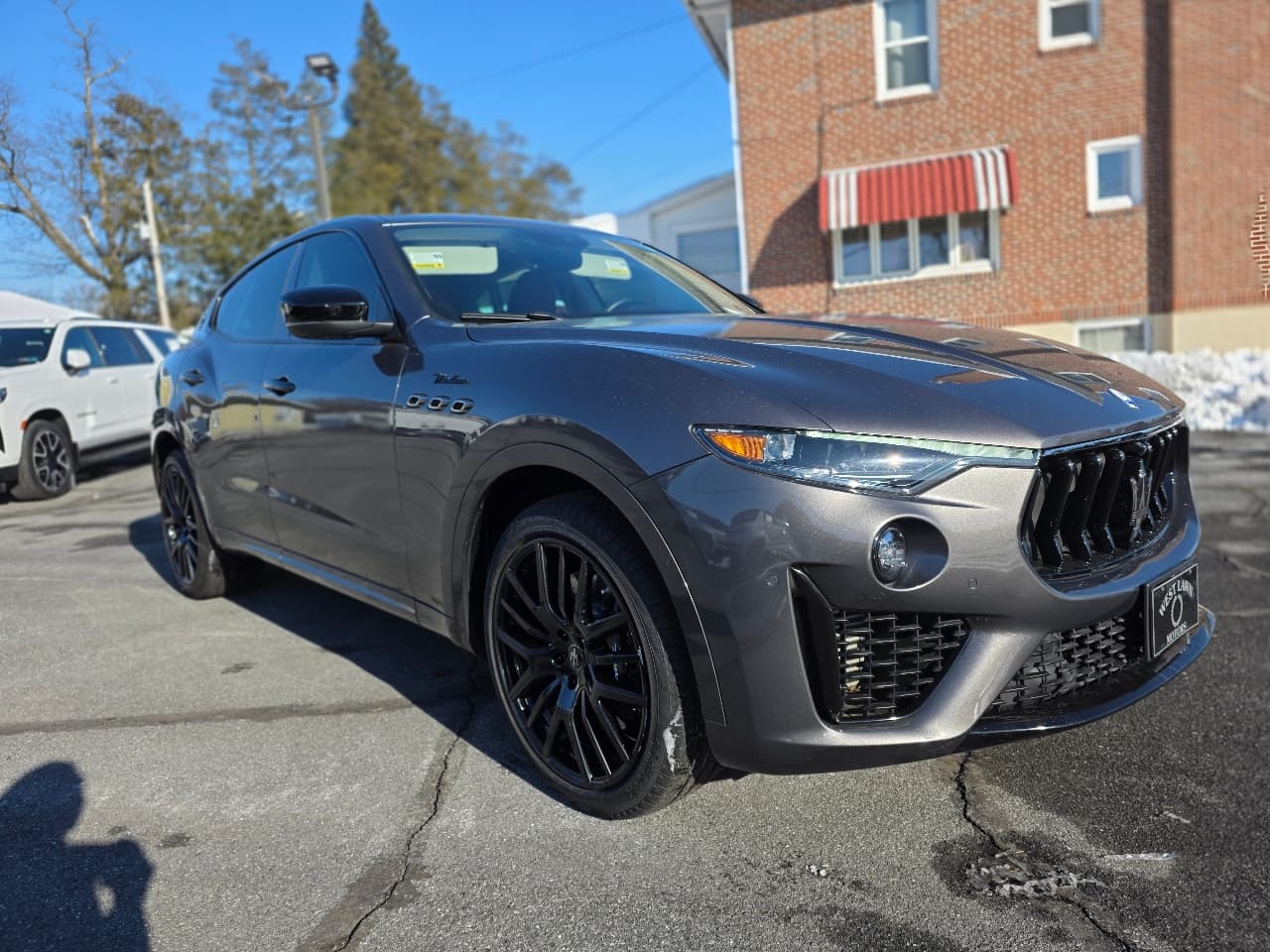 2022 MASERATI LEVANTE Modena