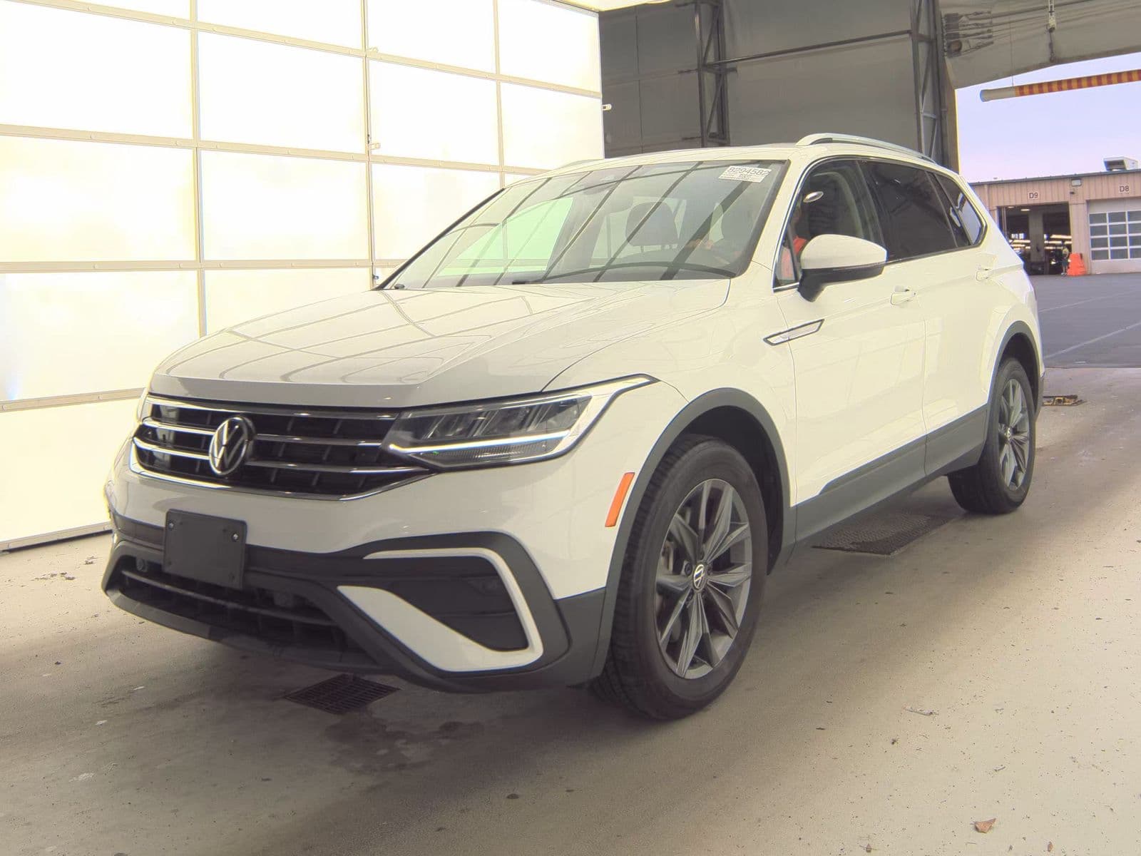 2022 VOLKSWAGEN TIGUAN 2.0T SE