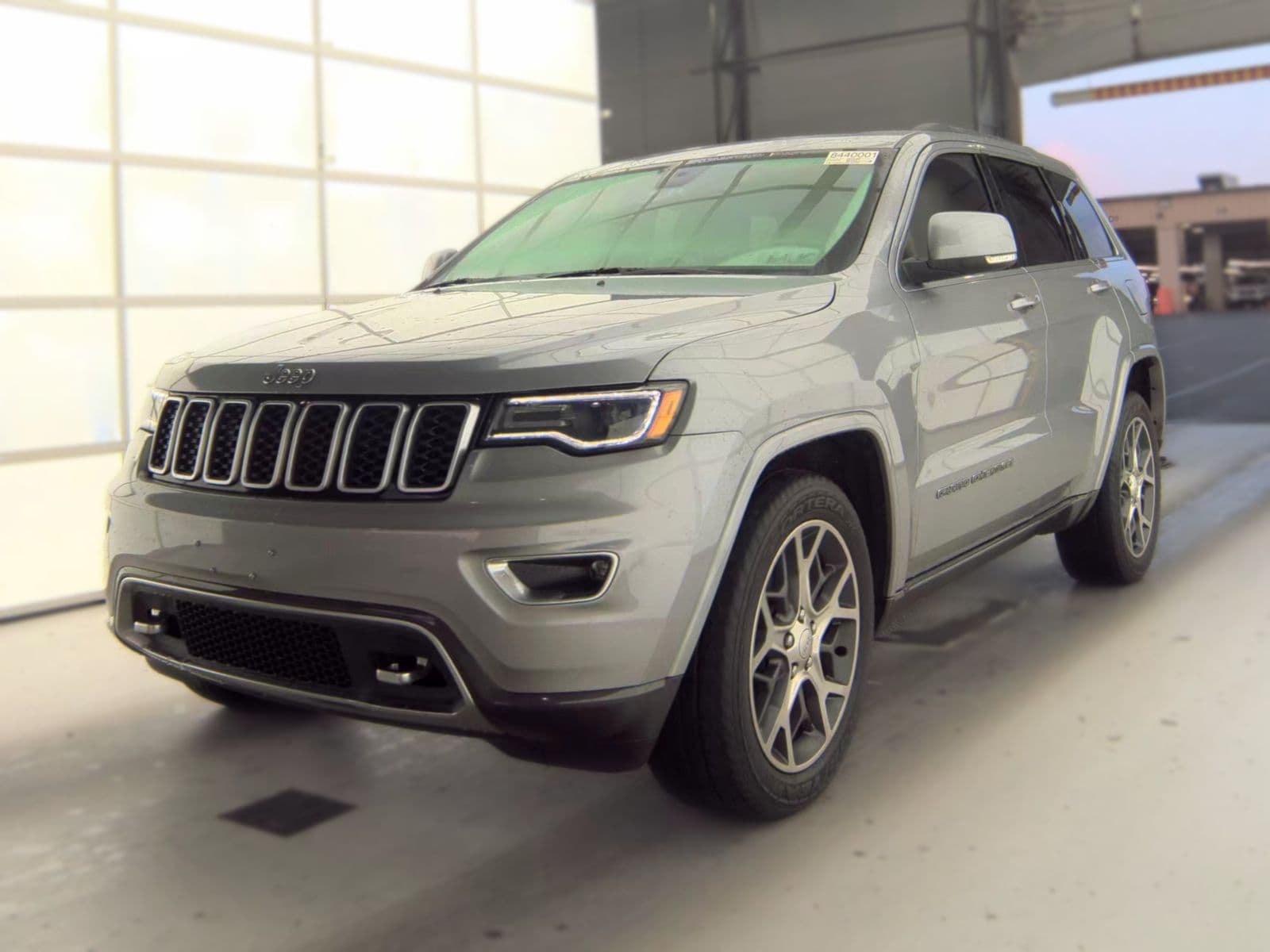 2018 JEEP GRAND CHEROKEE LIMITED STERLING Edition