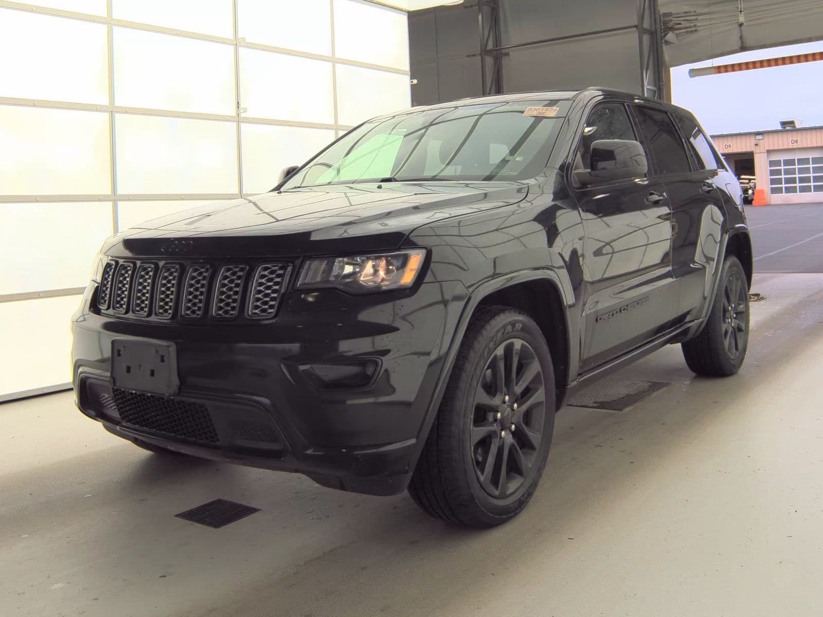 2019 JEEP GRAND CHEROKEE LAREDO ALTITUDE Edition