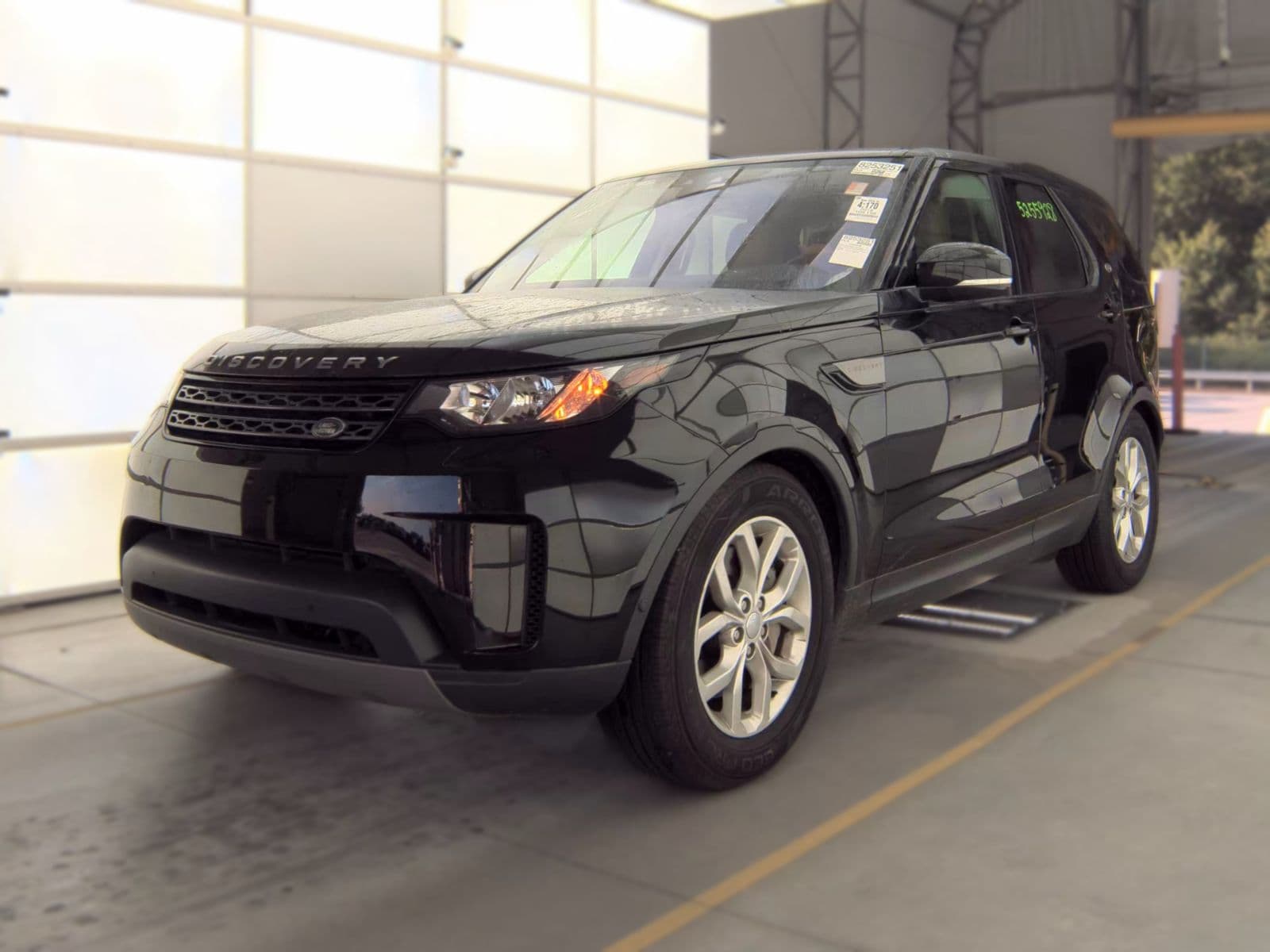 2018 LAND ROVER DISCOVERY SE