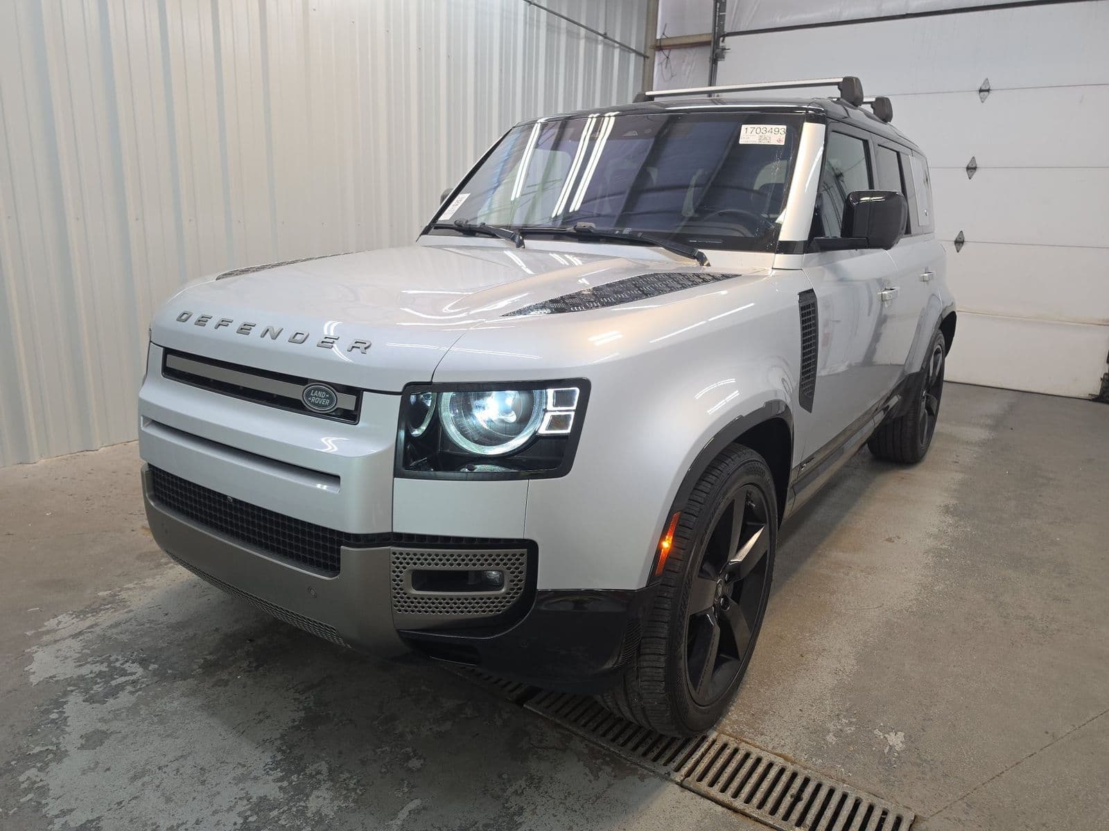 2021 LAND ROVER DEFENDER 110 X-DYNAMIC SE