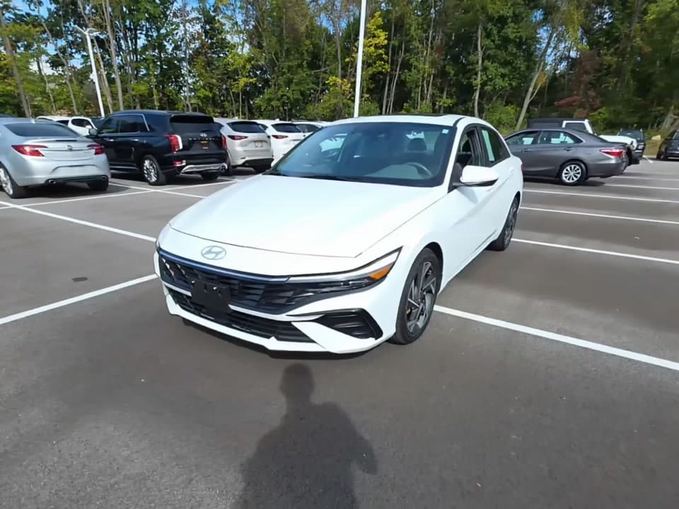 2025 HYUNDAI ELANTRA SEL Convenience 1