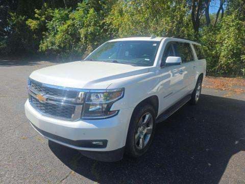 2017 CHEVROLET SUBURBAN LT 1