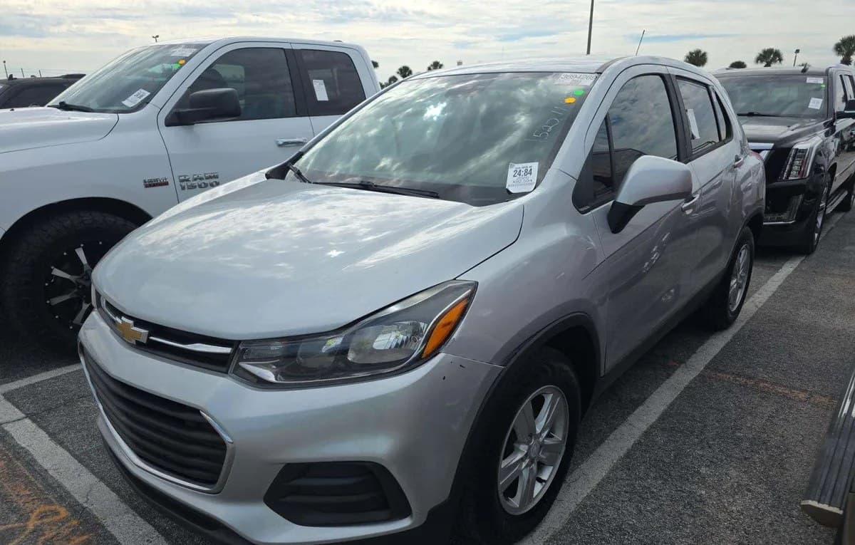 2020 CHEVROLET TRAX LS 1