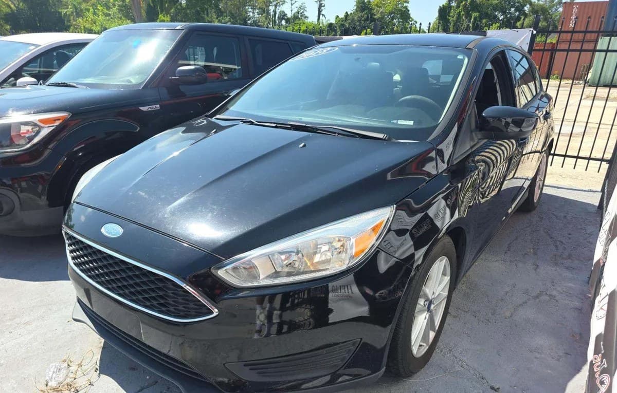 2018 FORD FOCUS SE 1