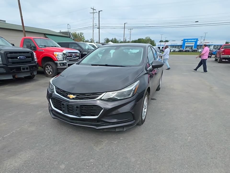 2017 CHEVROLET CRUZE LT 1