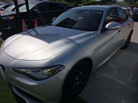2017 ALFA ROMEO GIULIA Base 1