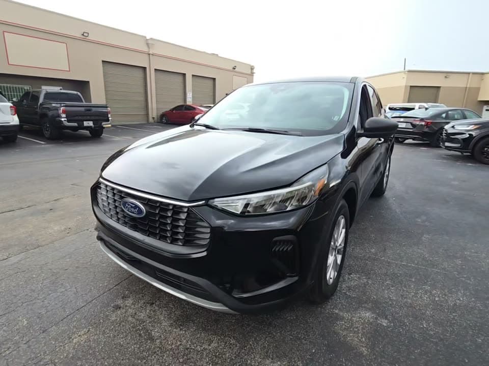 2024 FORD ESCAPE Active 1