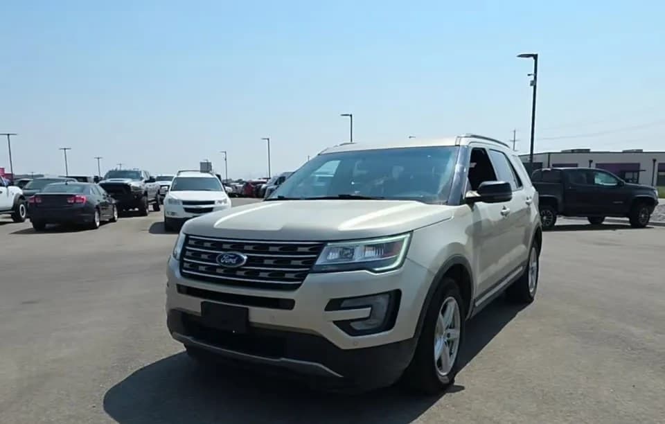 2017 FORD EXPLORER XLT 1