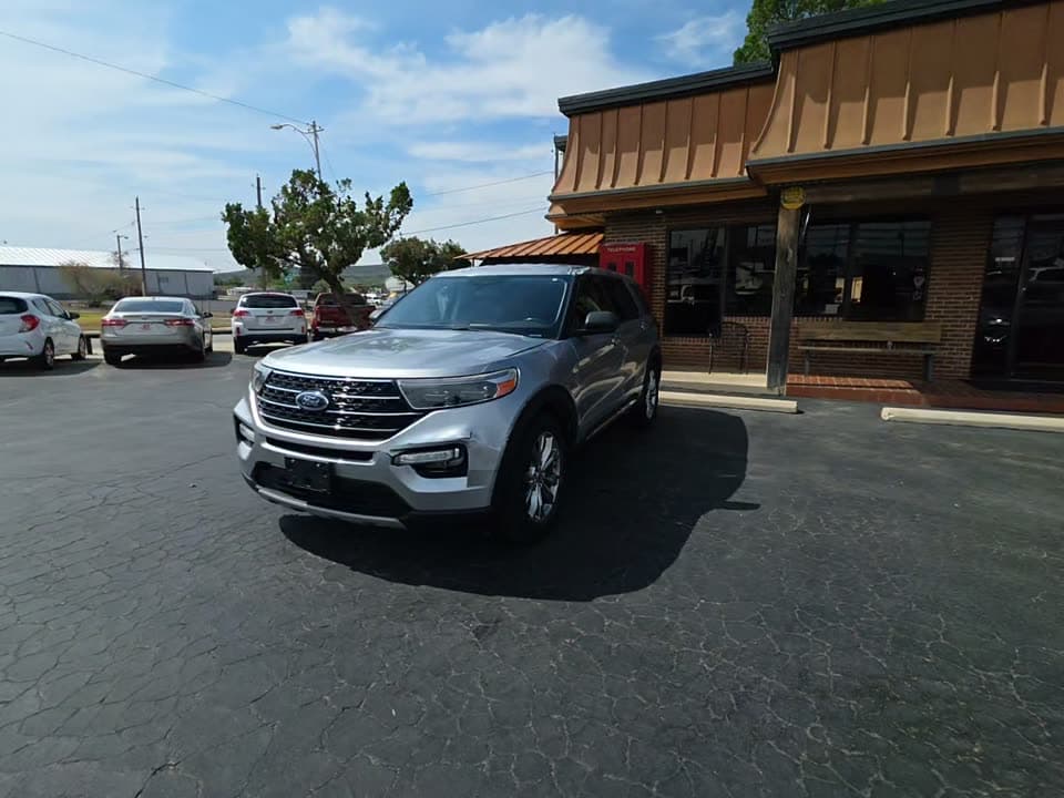 2020 FORD EXPLORER XLT 1