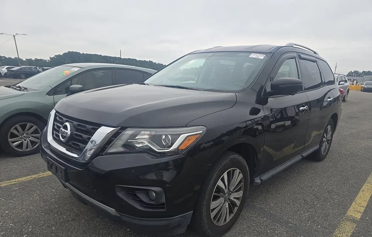 2019 NISSAN PATHFINDER SL 1
