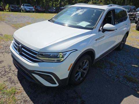 2022 VOLKSWAGEN TIGUAN 2.0T SE 1