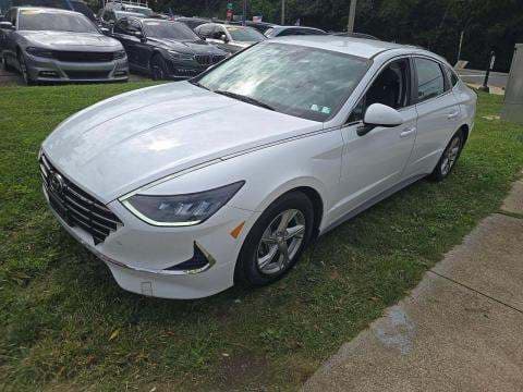 2021 HYUNDAI SONATA SE 1