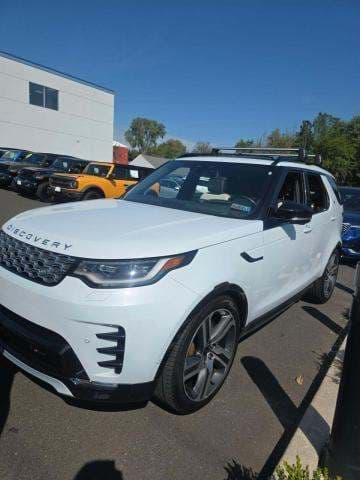 2023 LAND ROVER DISCOVERY METROPOLITAN Edition