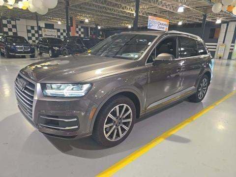 2017 AUDI Q7 3.0T Prestige 1