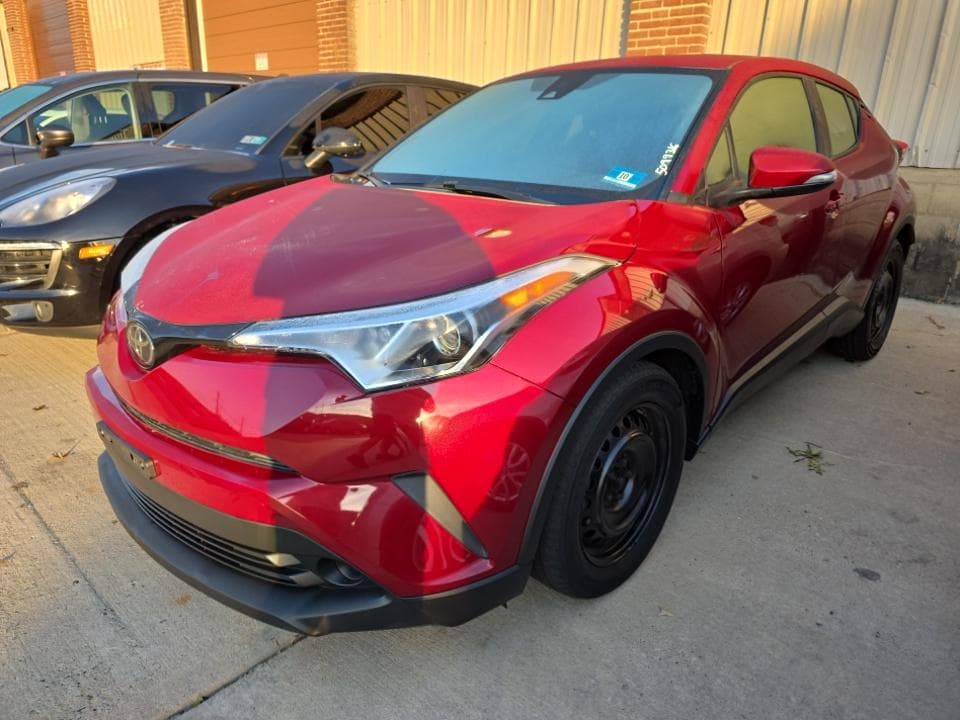 2019 TOYOTA C-HR LE