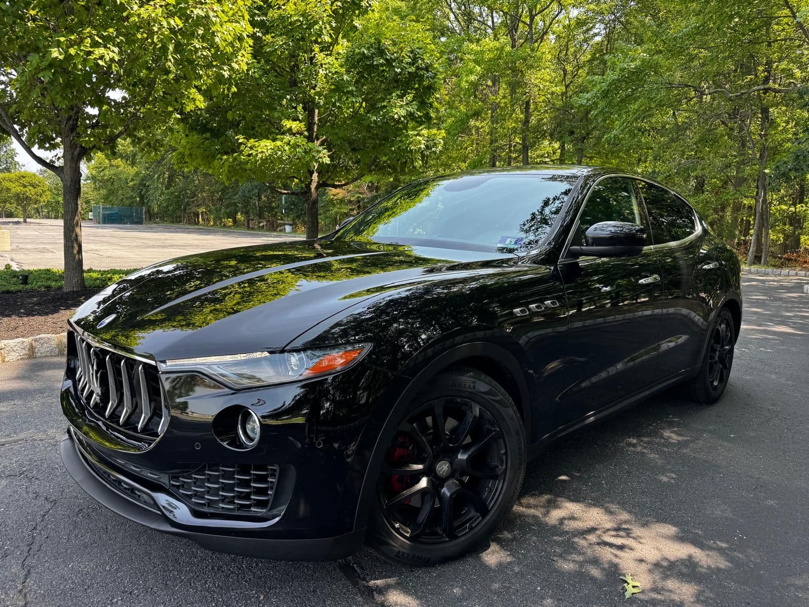 2018 MASERATI LEVANTE Base