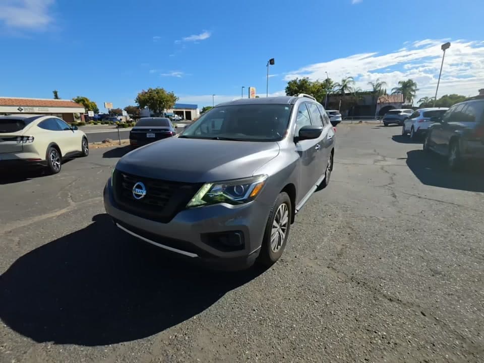 2020 NISSAN PATHFINDER S 1