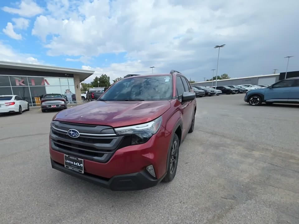 2025 SUBARU FORESTER Premium