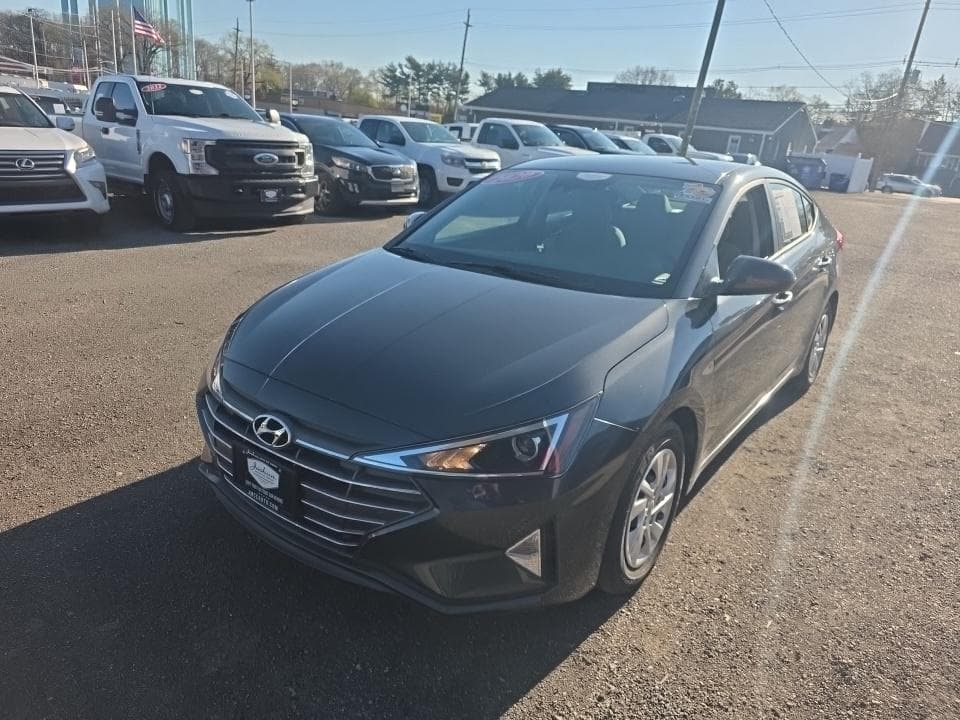 2020 HYUNDAI ELANTRA SE