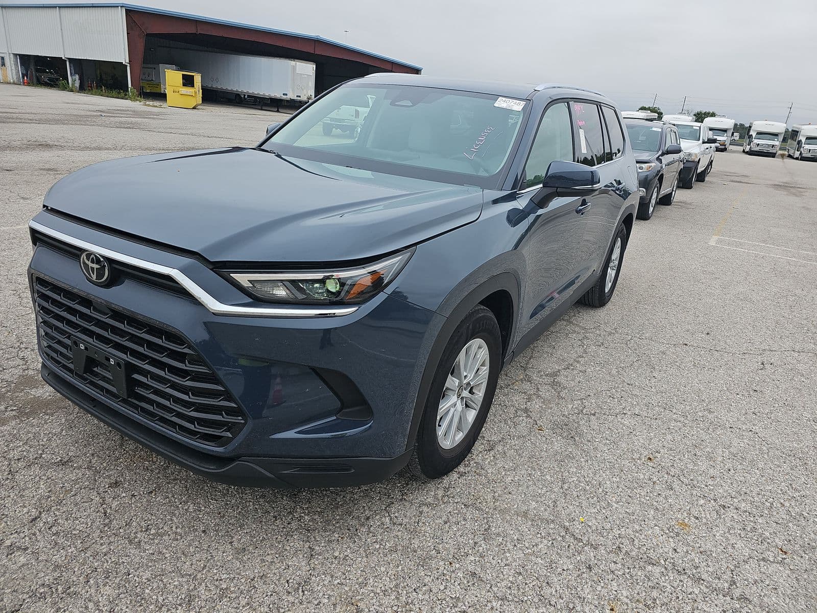 2026 TOYOTA GRAND HIGHLANDER XLE