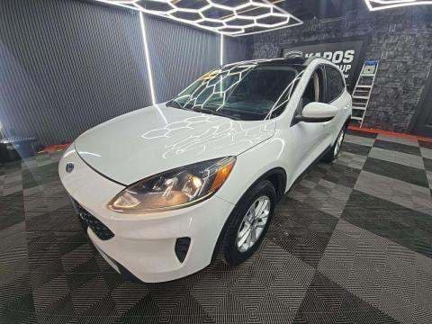 2020 FORD ESCAPE SE 1