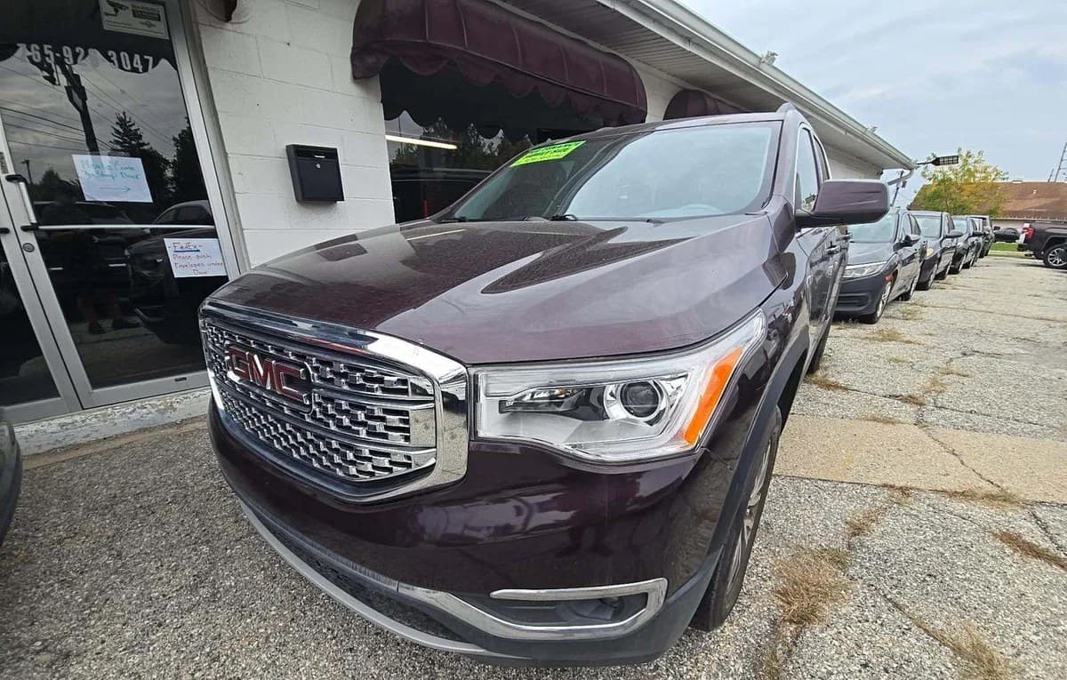 2017 GMC ACADIA SLE 1