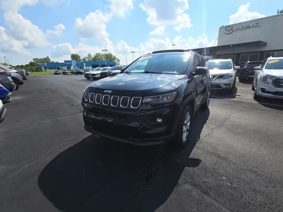 2022 JEEP COMPASS LATITUDE Lux 1