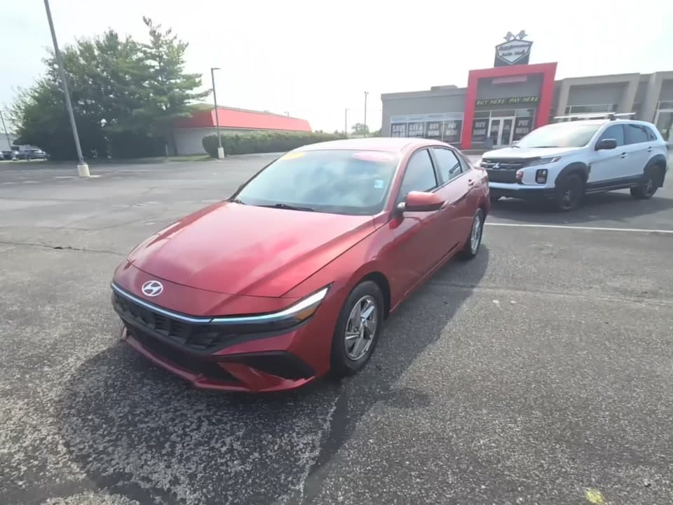 2025 HYUNDAI ELANTRA SE