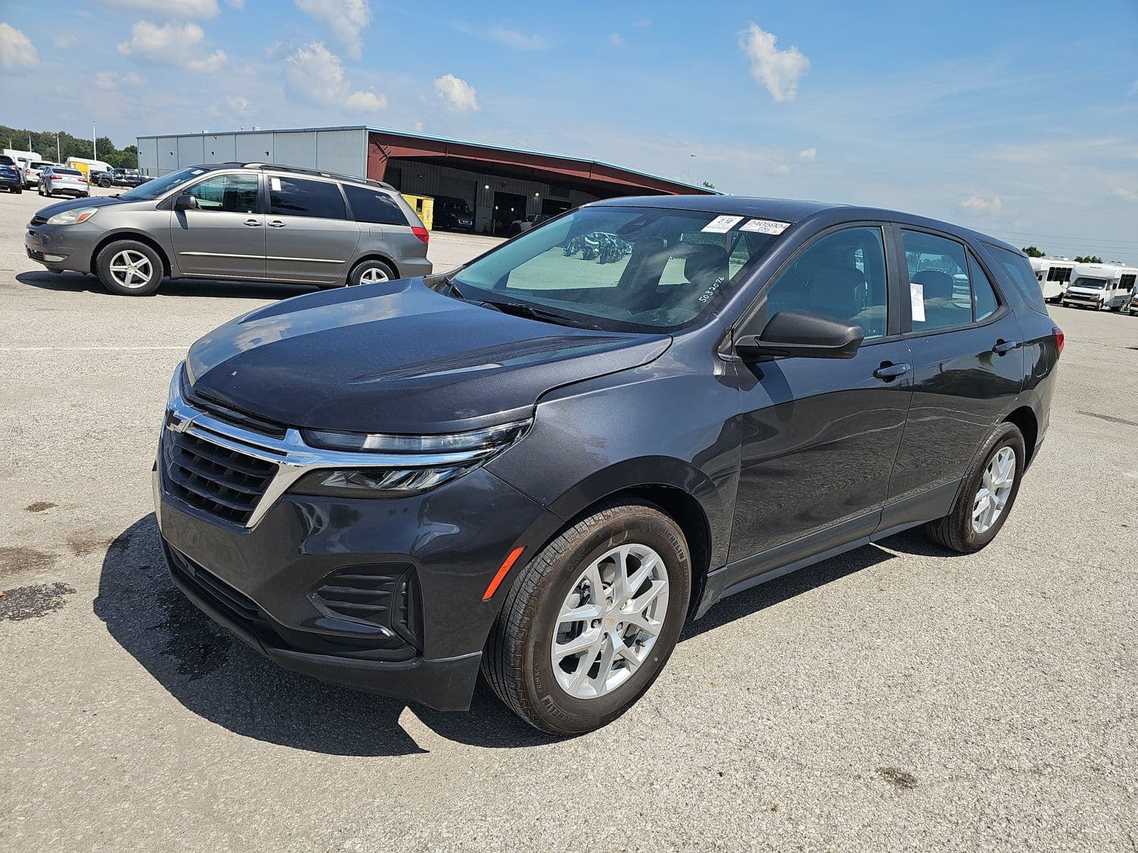 2022 CHEVROLET EQUINOX LS