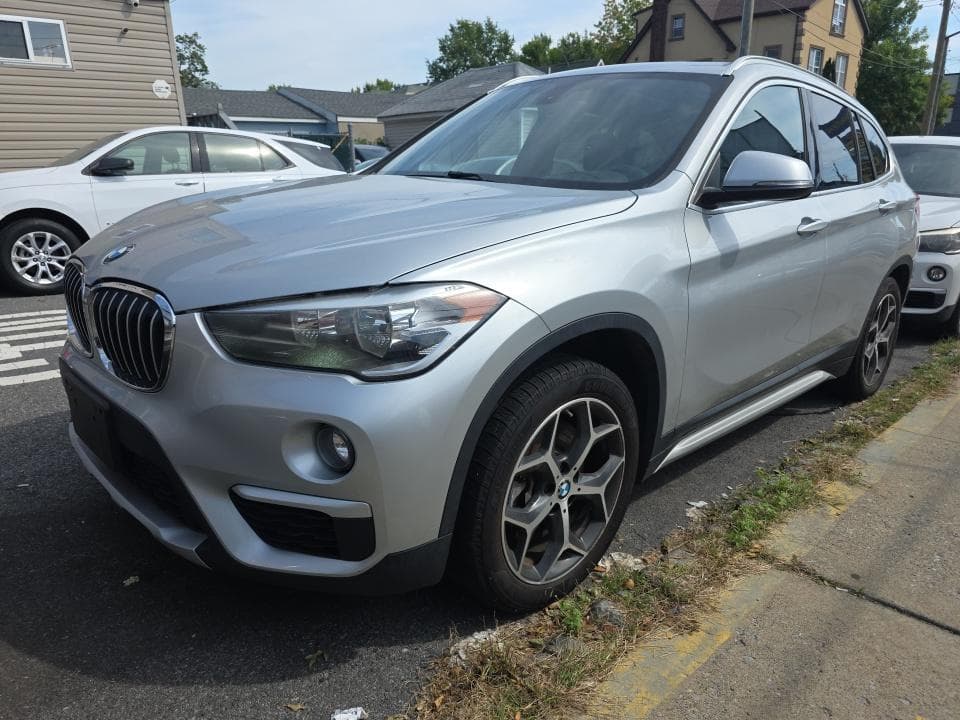 2018 BMW X1 xDrive28i 1