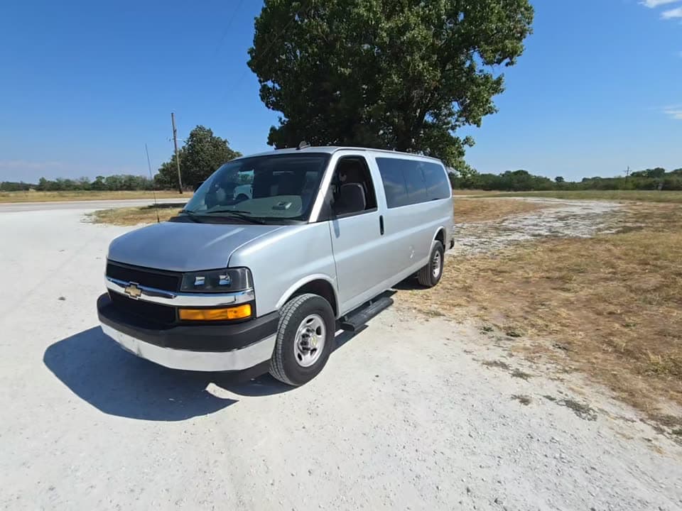 2024 CHEVROLET EXPRESS 3500 LT