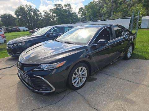2021 TOYOTA CAMRY LE 1