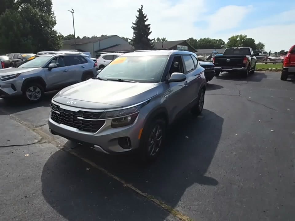 2024 KIA SELTOS LX