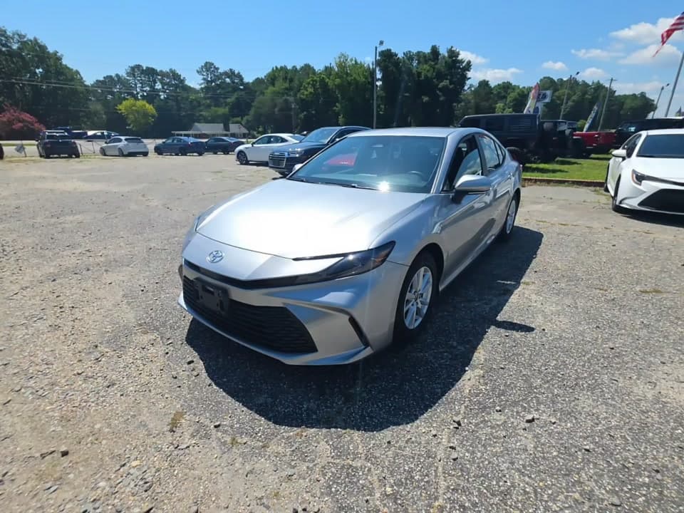 2025 TOYOTA CAMRY LE