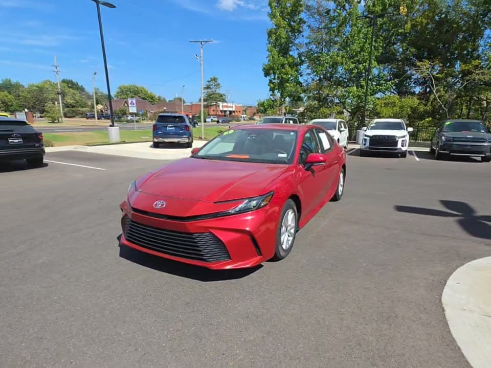 2025 TOYOTA CAMRY LE