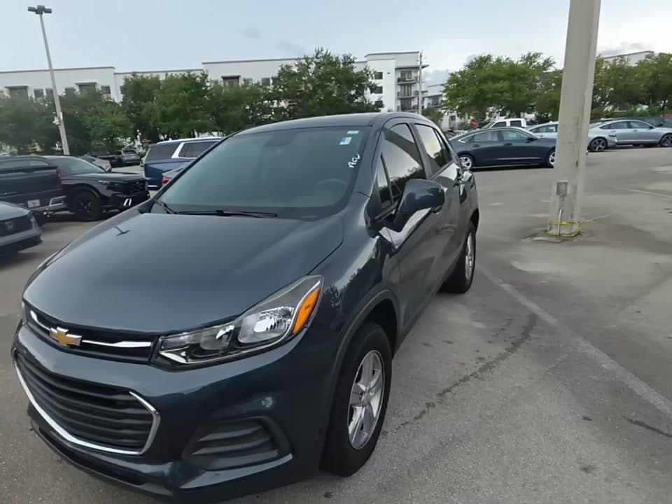 2021 CHEVROLET TRAX LS 1