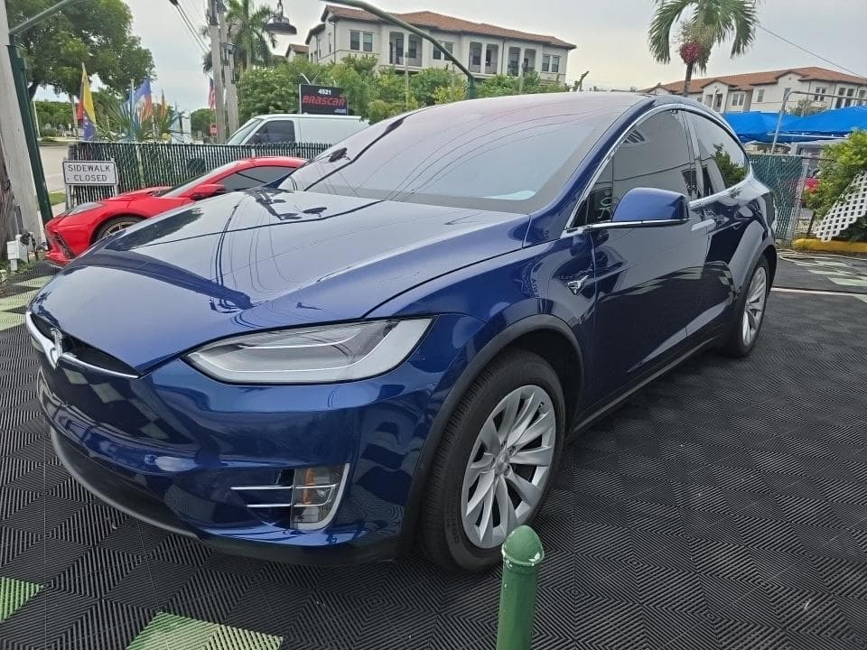 2020 TESLA MODEL X LONG RANGE Plus