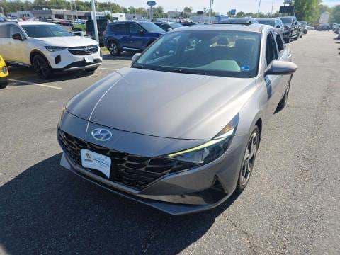 2022 HYUNDAI ELANTRA SEL 1