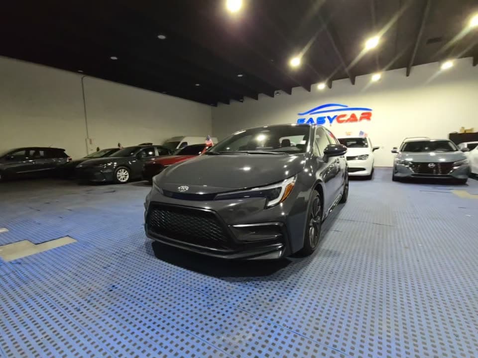 2025 TOYOTA COROLLA SE
