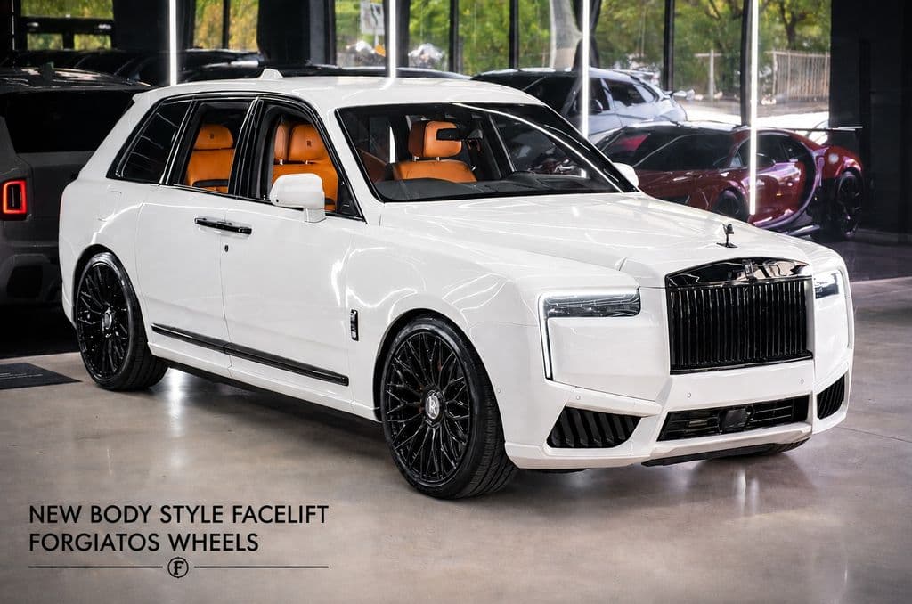 2021 ROLLS-ROYCE CULLINAN Base