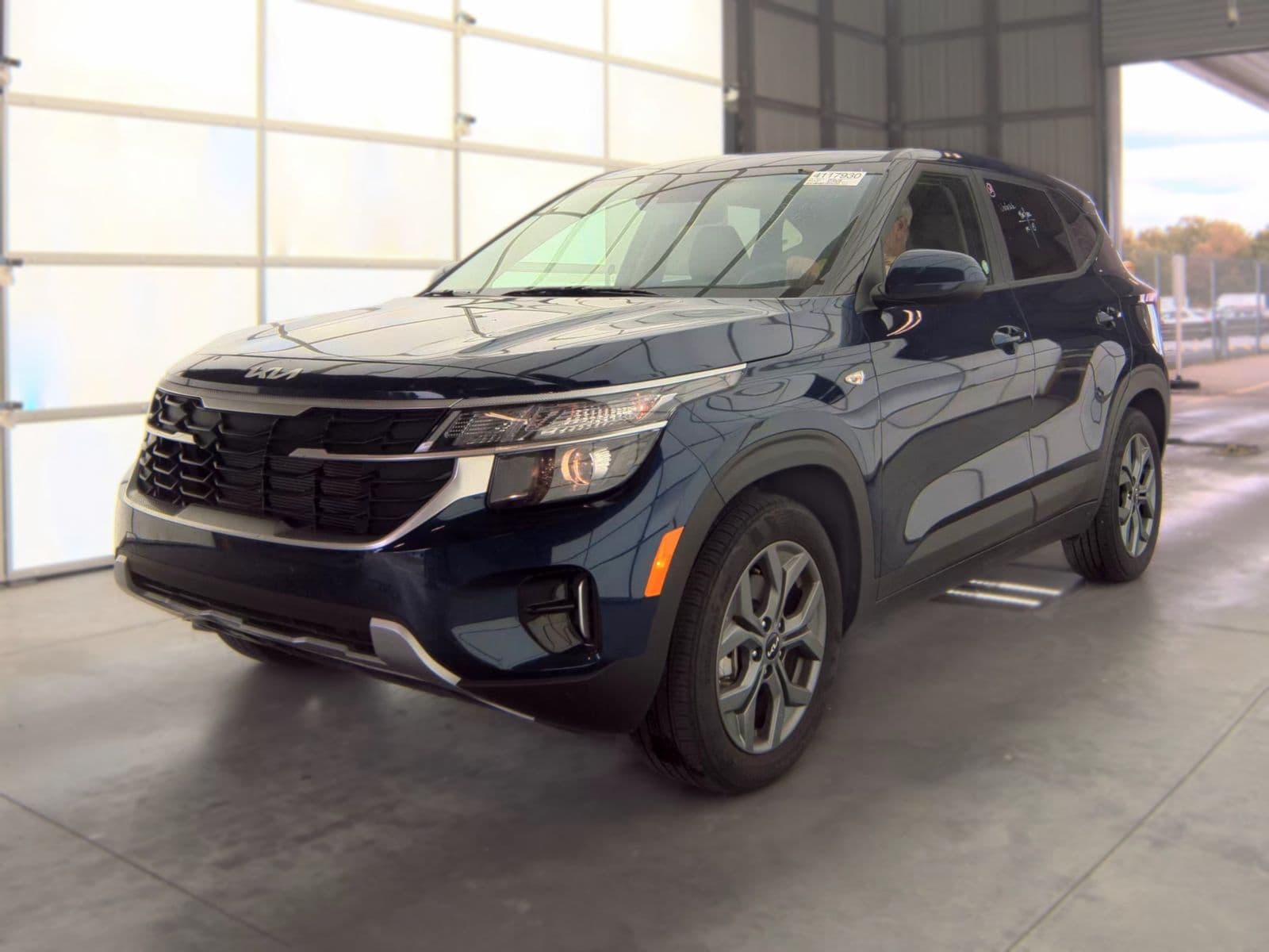 2026 KIA SELTOS LX